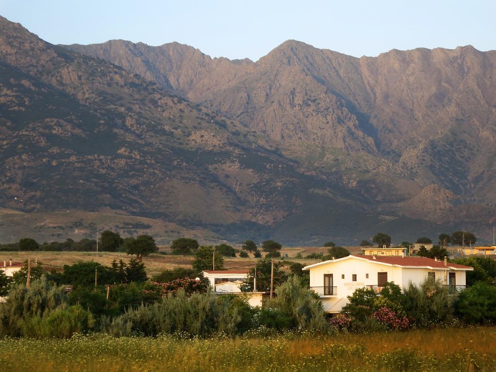 Thanasis Matsas Rooms Kamariotissa エクステリア 写真